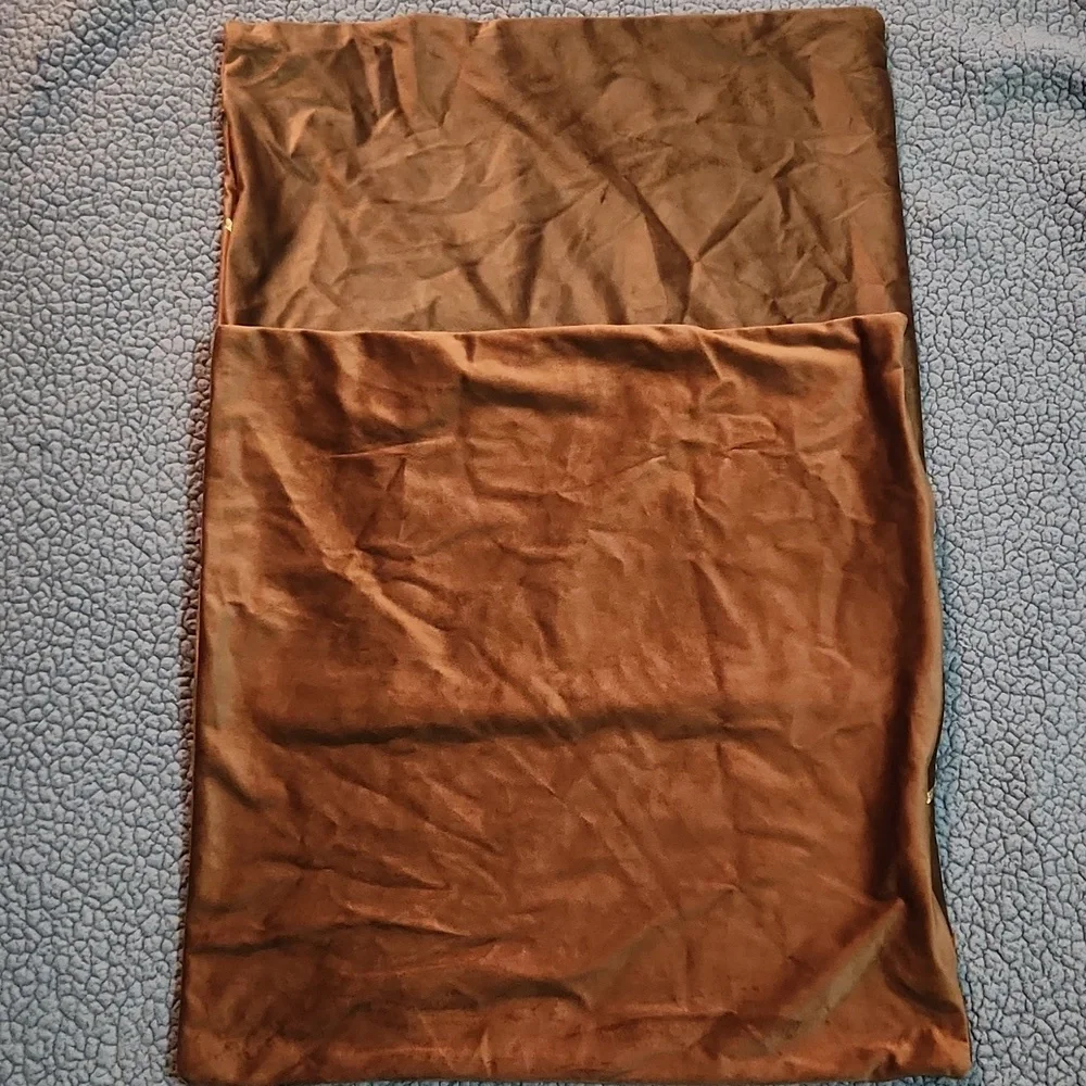 Set Of Two Throw Pillow Covers Brown And Gold 19x19.5
